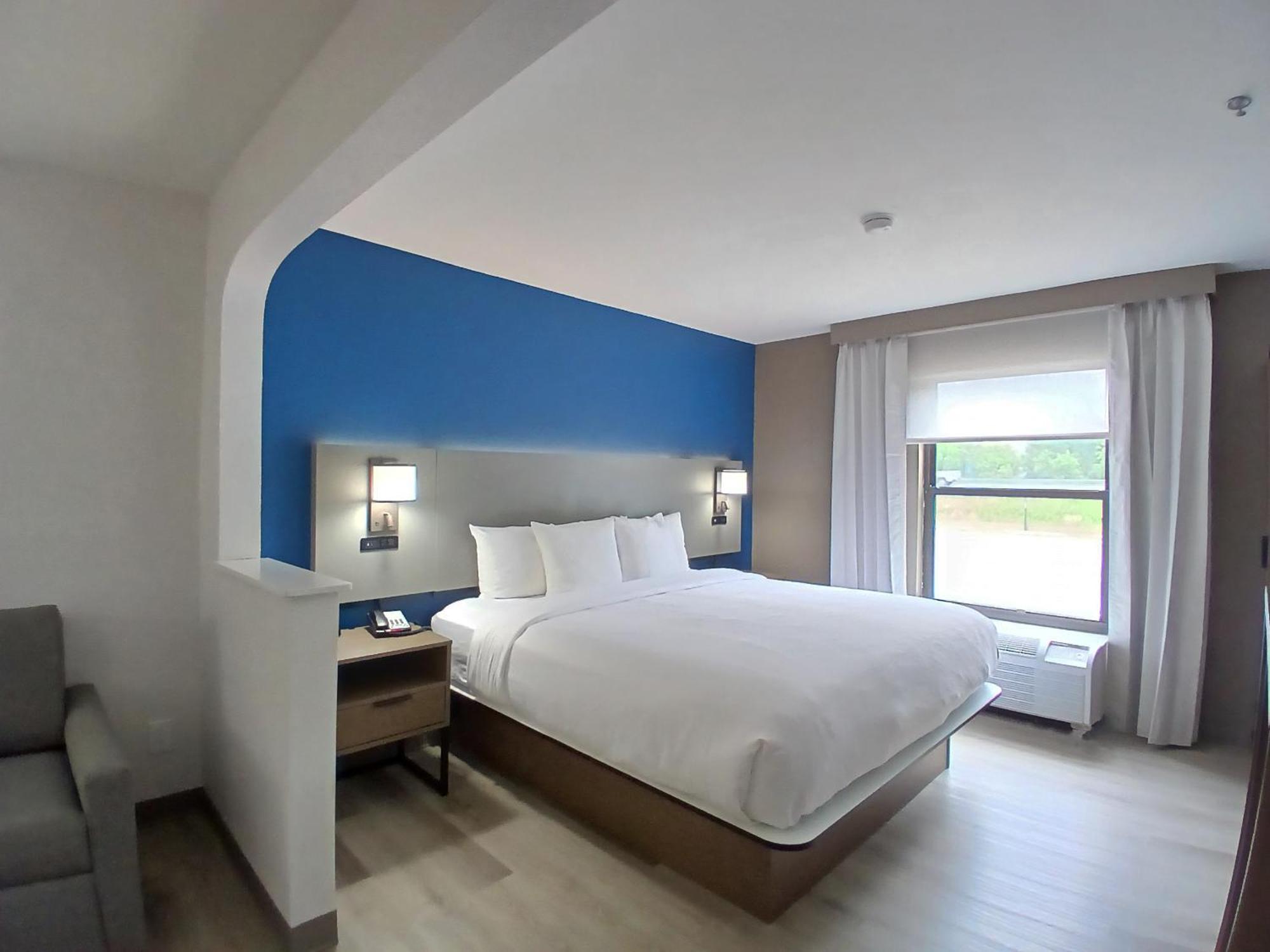 Comfort Inn Near Downtown & Blue Ridge Pkwy Маріон Екстер'єр фото